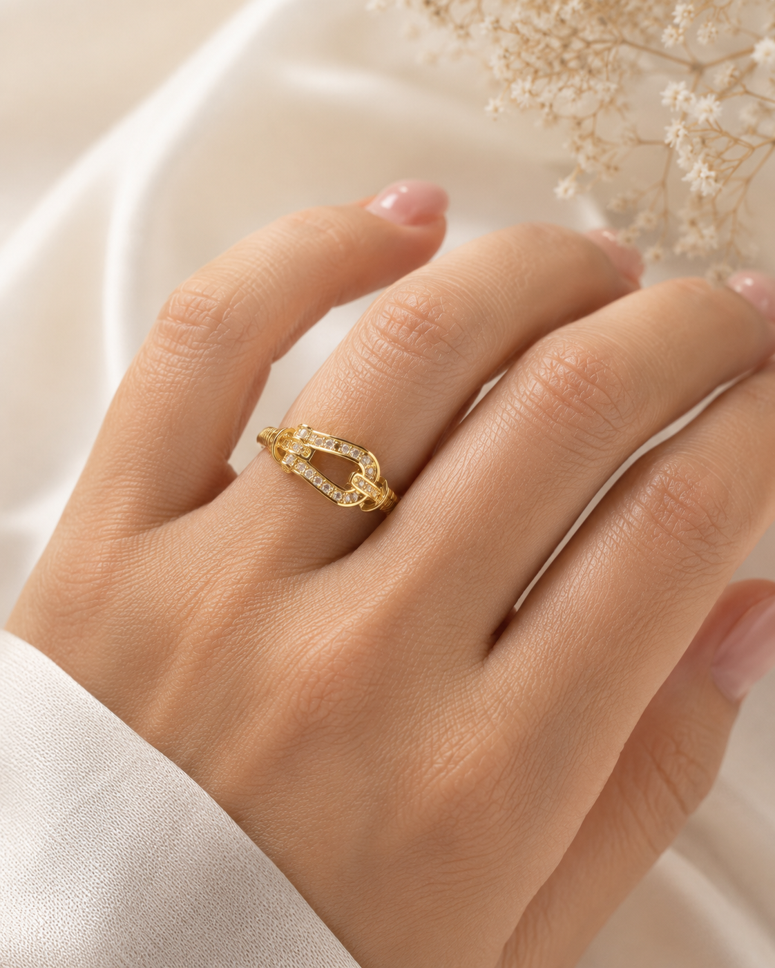 Bague Frederica en acier inoxydable taille réglable couleur or par Atelier Aixois